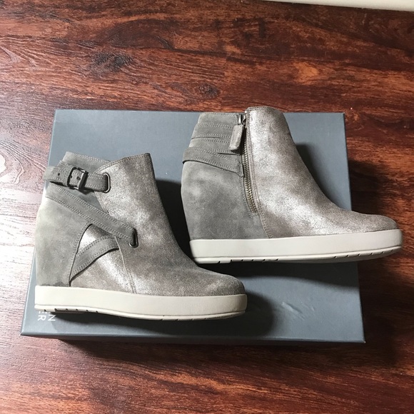 Eileen Fisher Shoes - Eileen Fisher zest grey booties 6.5